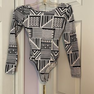 FOREVER 21 Leotard one piece boat neck long sleeve fashion piece - Size S